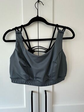 Livi Active Gray & Black Strappy Back Sports Bra, size 20